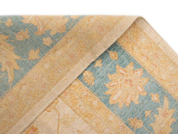 Detail image of 8' 3 x 11' 1 Kaizar Wool Rug