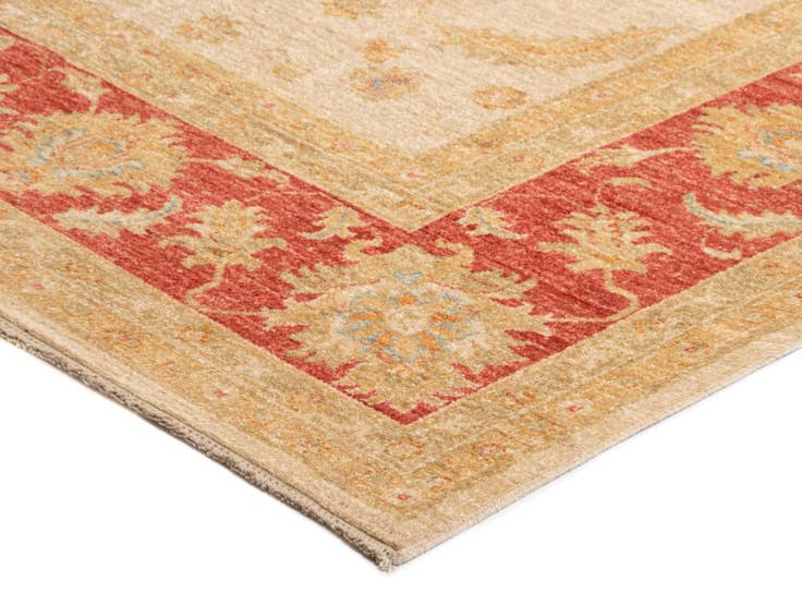 Detail image of 8' 10 x 12' 6 Kaizar Wool Rug