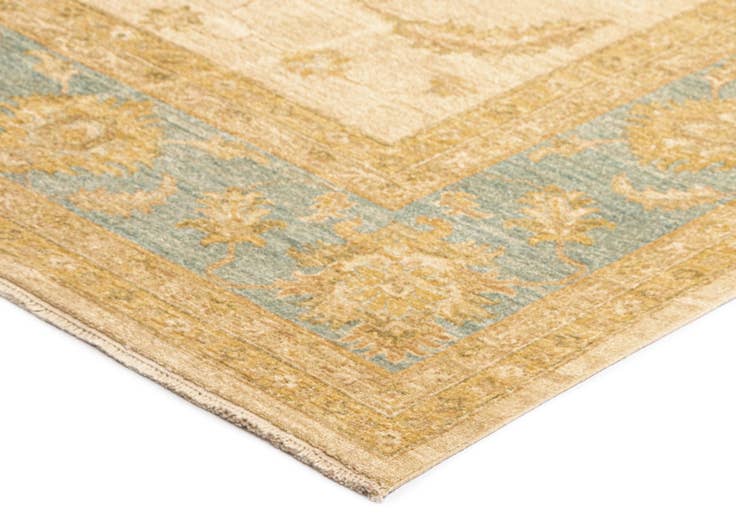Detail image of 9' x 11' 11 Kaizar Wool Rug