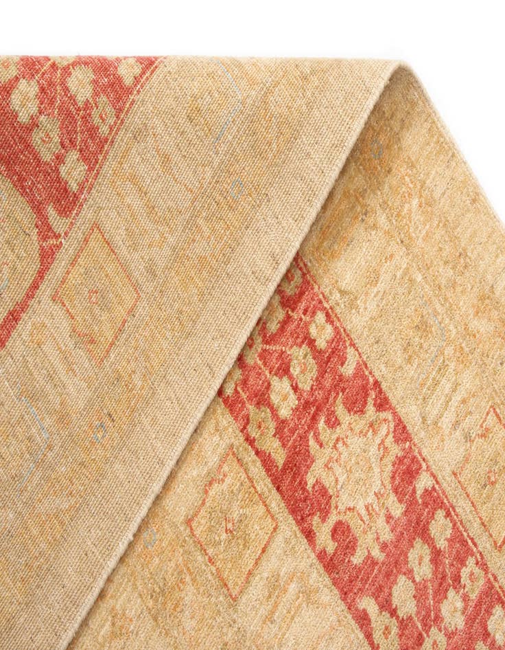 Detail image of 9' 10 x 13' 1 Kaizar Wool Rug