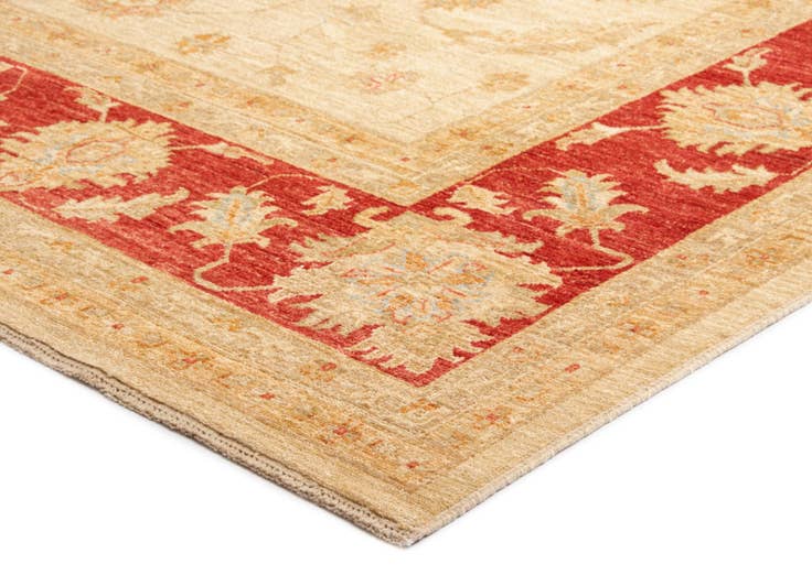Detail image of 10' 2 x 13' 4 Kaizar Wool Rug