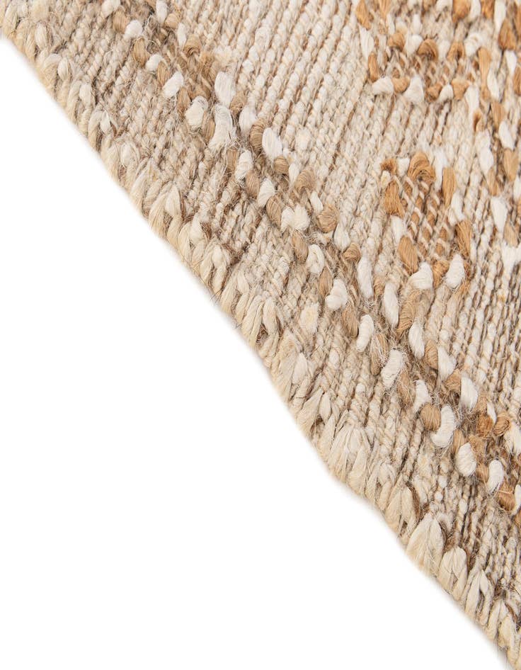 Detail image of 4' 2 x 5' 11  Hand Woven Kala Handwoven Jute Rug