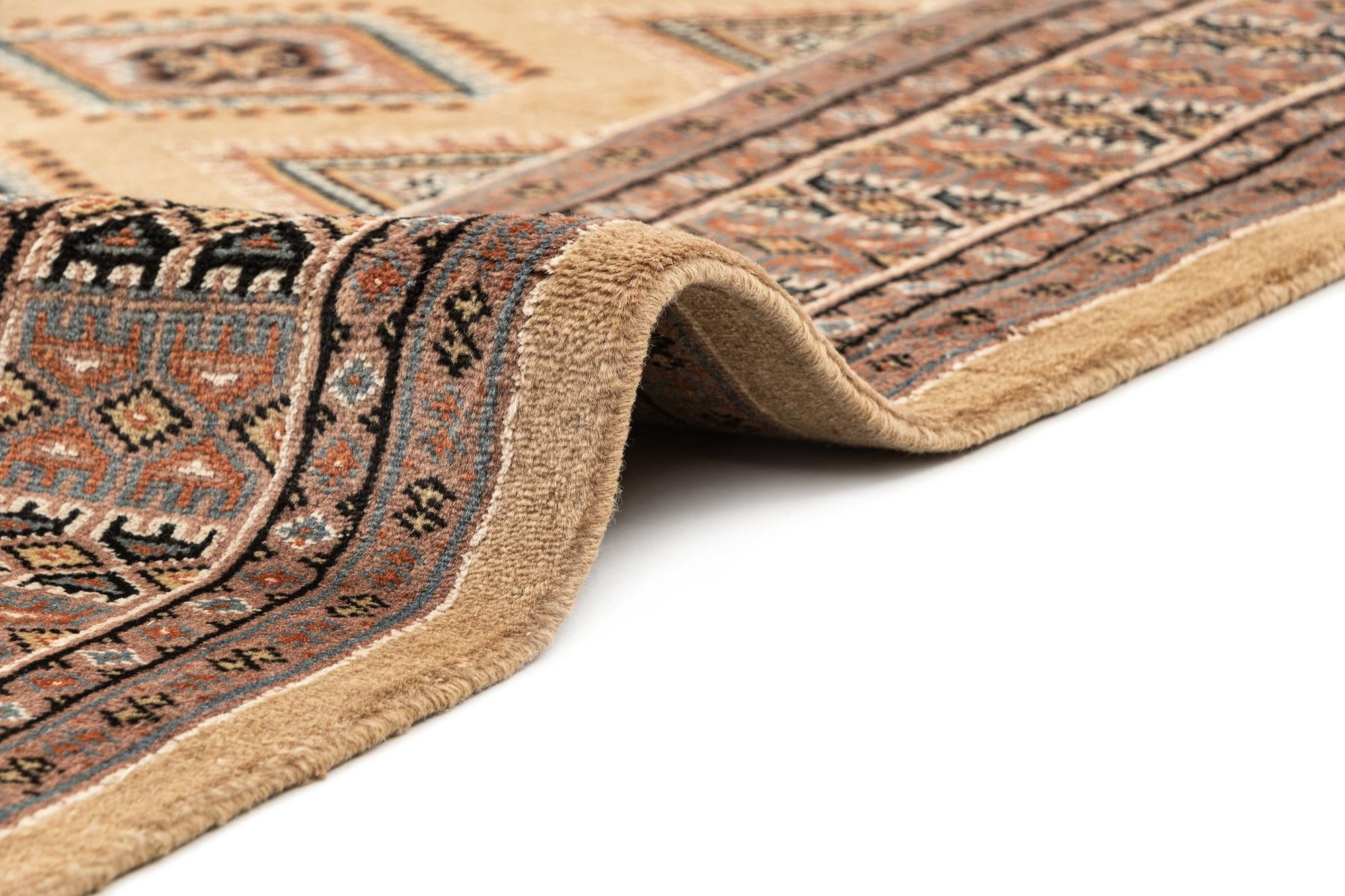 4' 8 x 6' 6 Karachi Royal Rug