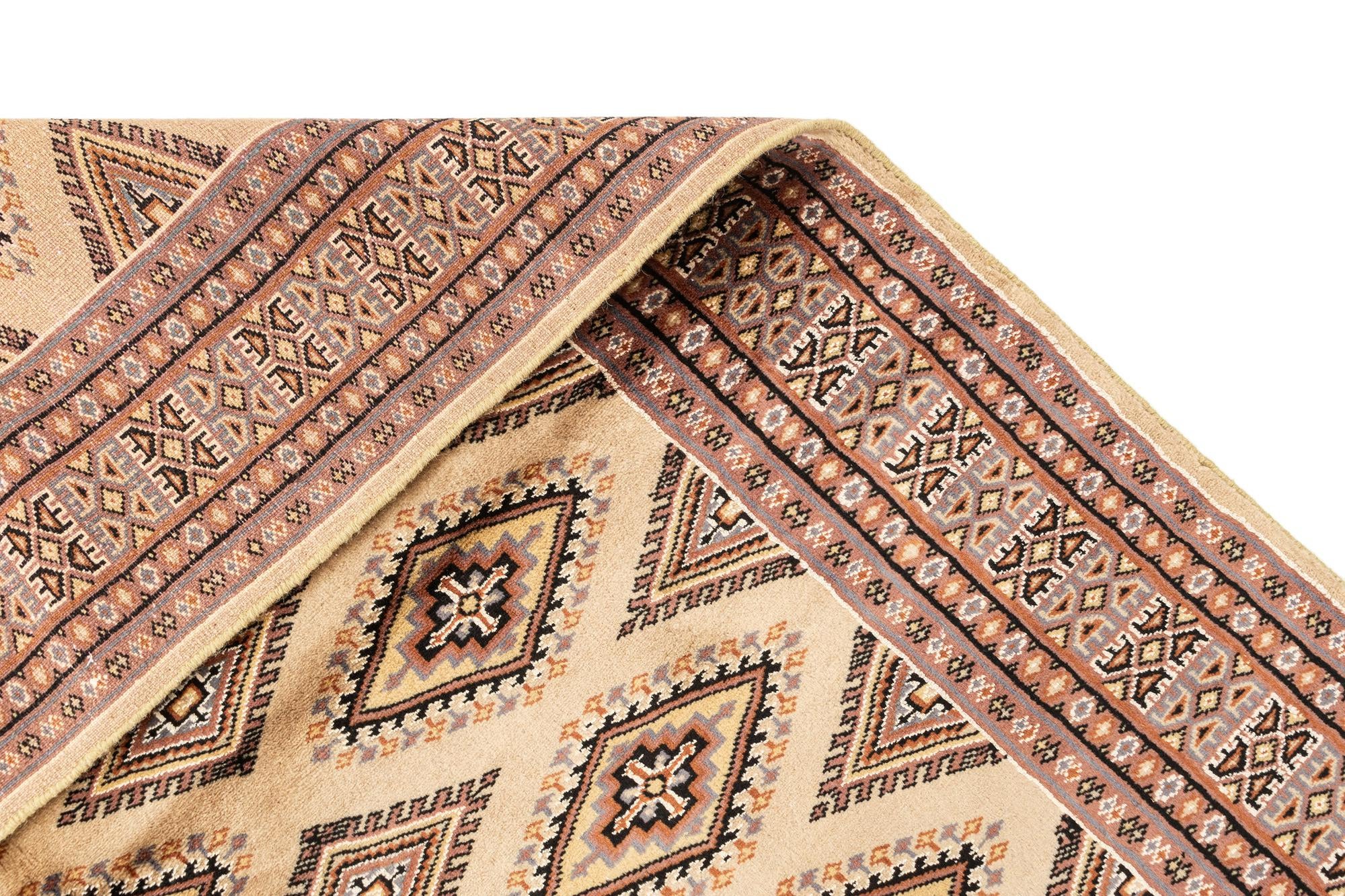 4' 8 x 6' 9 Karachi Royal Rug