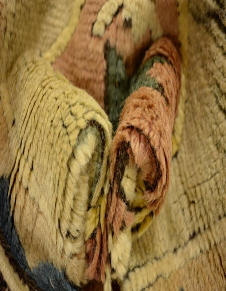 Detail image of 1' 8 x 3' 2 Hand Knotted Kars Wool Rug