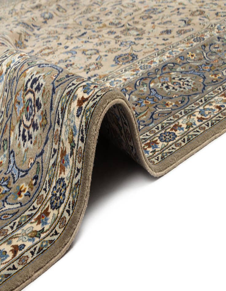 Detail image of 9' 11 x 13' 10 Kashan Wool Rug