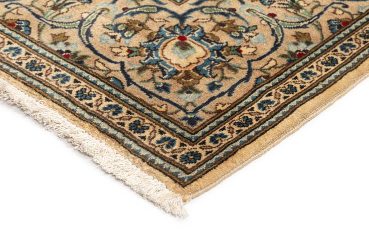 Detail image of 6' 7 x 10' 1 Kashan Rug