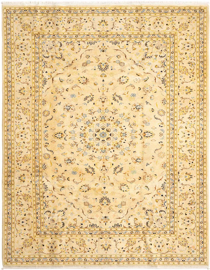 Detail image of 6' 7 x 9' 10 Kashan Rug