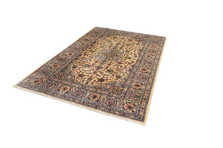 Detail image of 6' 9 x 9' 10 Kashan Rug