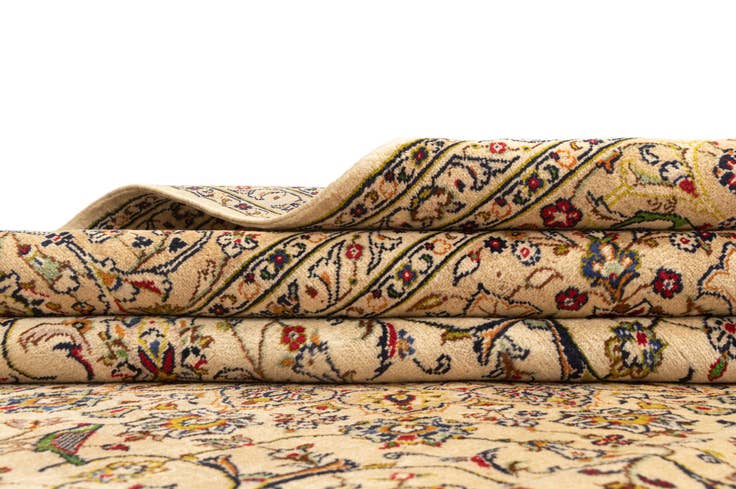 Detail image of 8' 2 x 11' 6 Kashan Rug