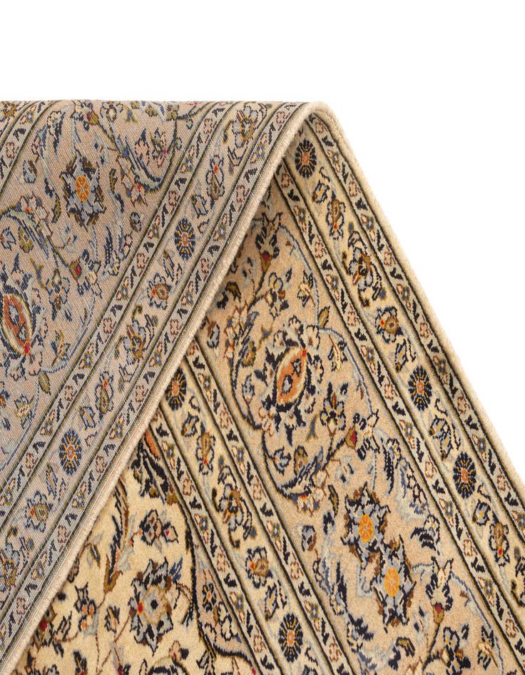 Detail image of 8' x 11' 10 Kashan Rug