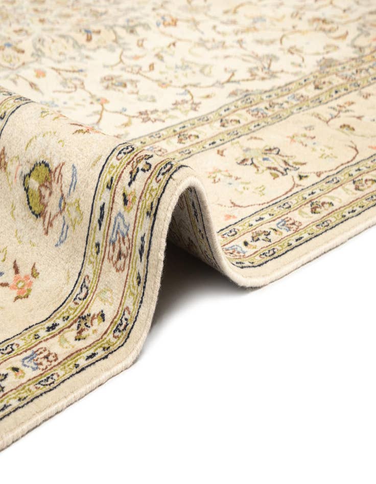 Detail image of 8' 2 x 10' 11 Kashan Wool Rug