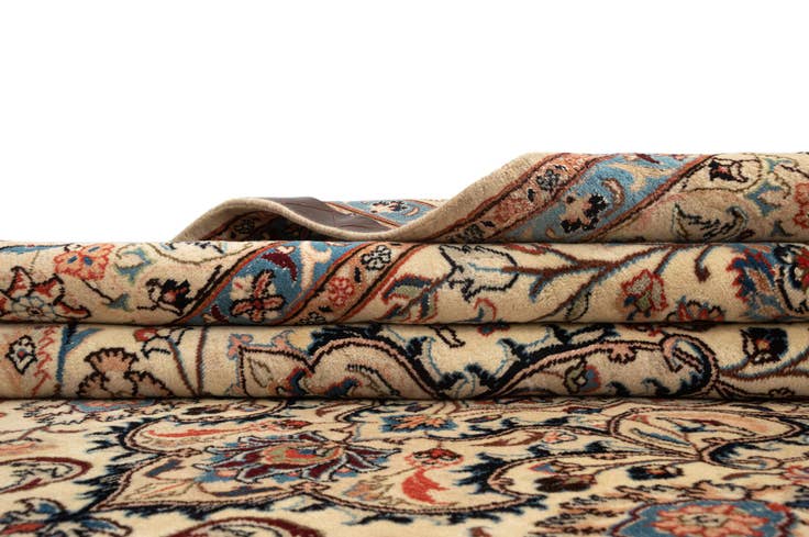 Detail image of 8' 2 x 11' 1 Kashan Wool Rug