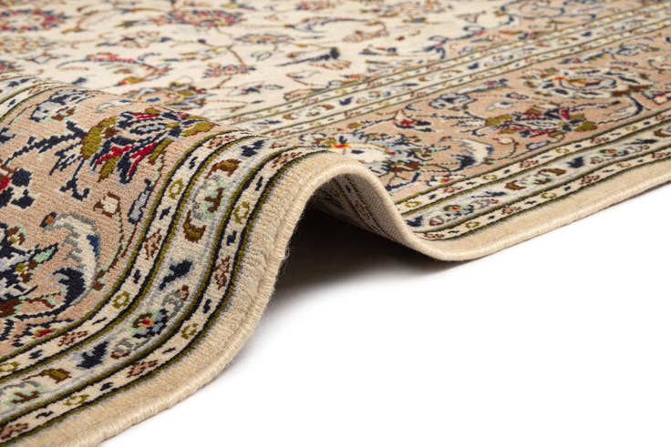 Detail image of 6' 5 x 9' 11 Kashan Wool Rug
