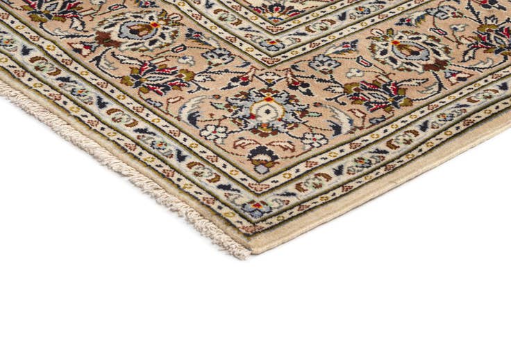 Detail image of 6' 5 x 9' 11 Kashan Wool Rug