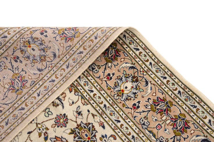 Detail image of 6' 5 x 9' 11 Kashan Wool Rug