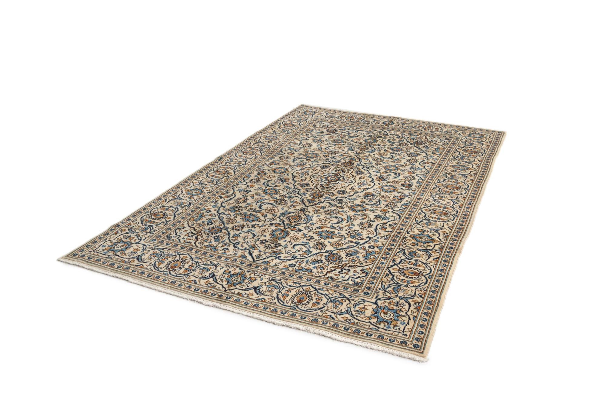 6' 5 x 9' 10 Kashan Wool Rug