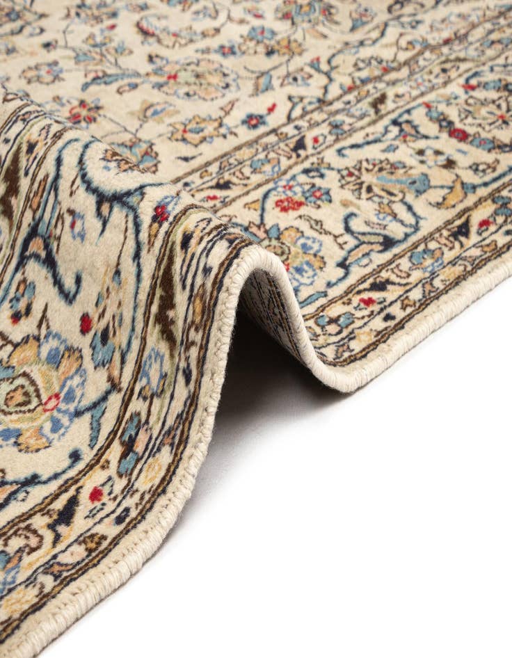 Detail image of 6' 7 x 10' Kashan Wool Rug