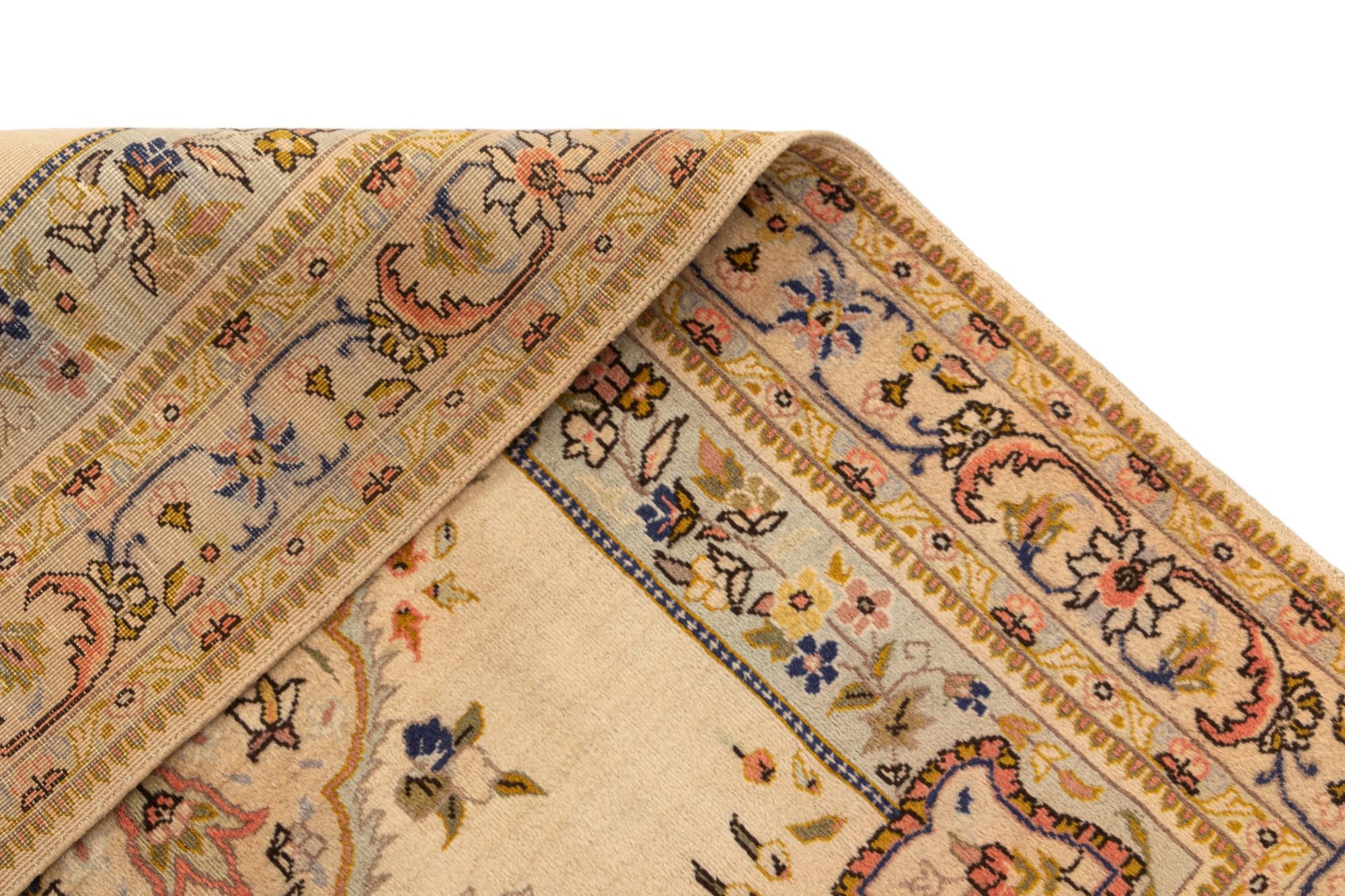 4' 9 x 6' 1 Kashan Wool Rug