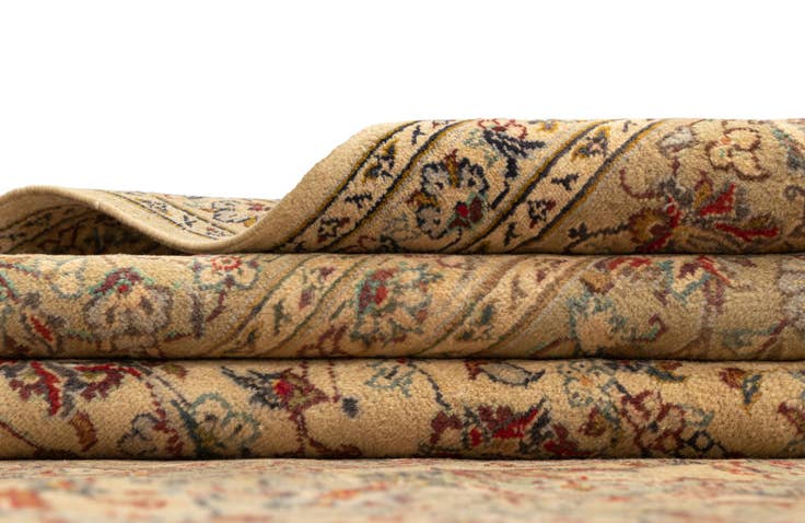 Detail image of 9' 5 x 12' 6 Kashan Wool Rug