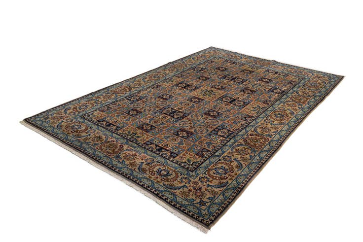 Detail image of 8' 11 x 13' 5 Kashan Wool Rug