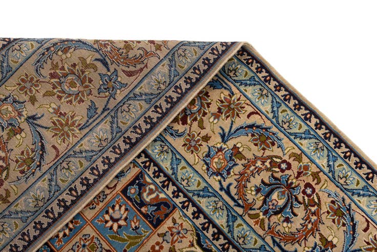 Detail image of 8' 11 x 13' 5 Kashan Wool Rug