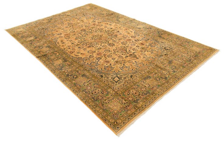 Detail image of 8' x 12' 4 Hand Knotted Kashan Persian Rug