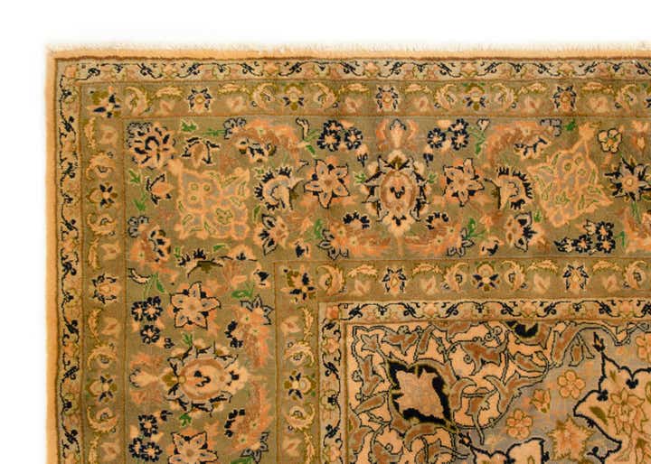 8' x 12' 4 Hand Knotted Kashan Persian Rug