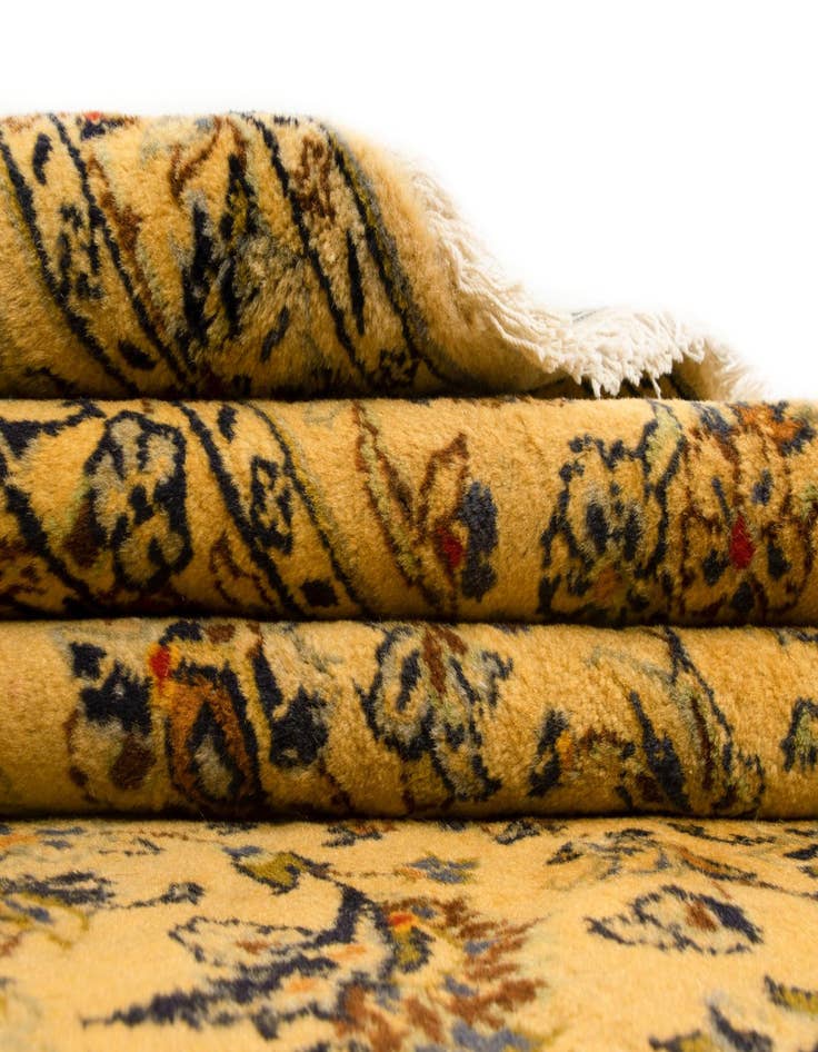 Detail image of 7' 10 x 11' 11 Hand Knotted Kashan Persian Wool Rug