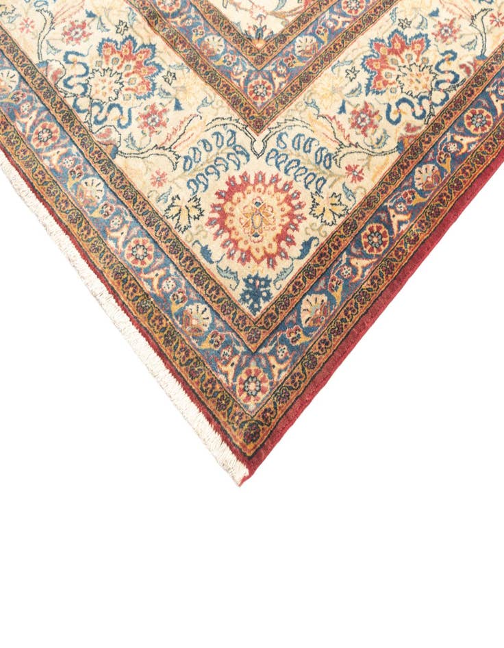 Detail image of 9' 1 x 12' 10 Kashan Rug