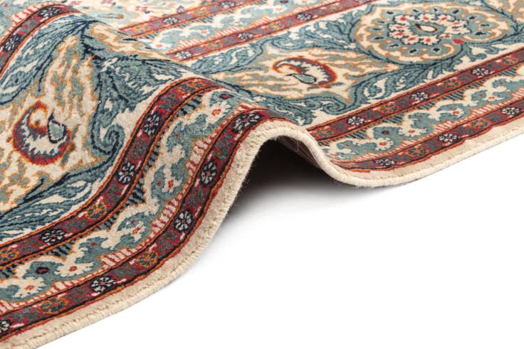 Detail image of 10' 2 x 12' 10 Kashan Rug