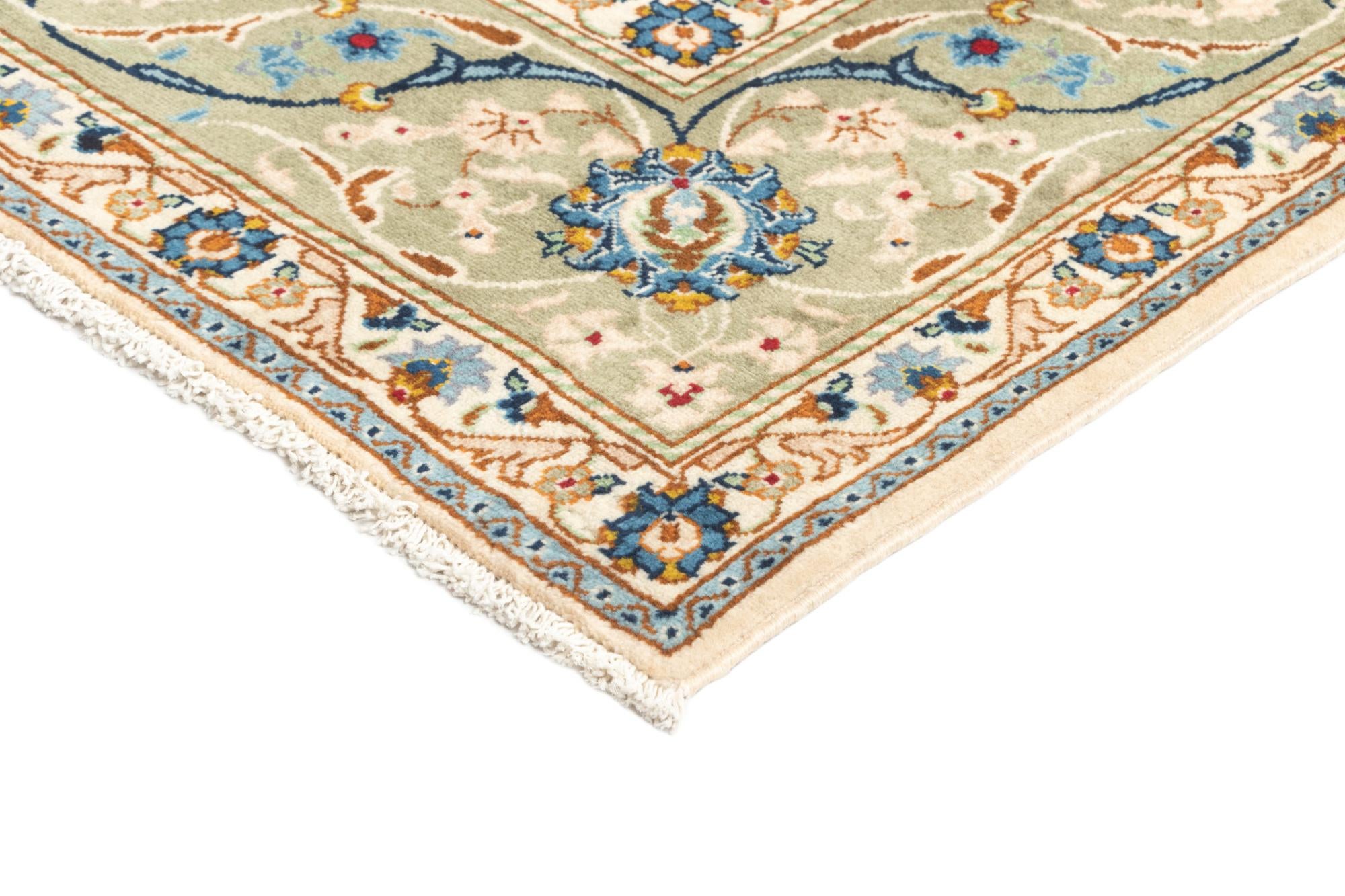 6' 6 x 9' 9 Kashan Rug
