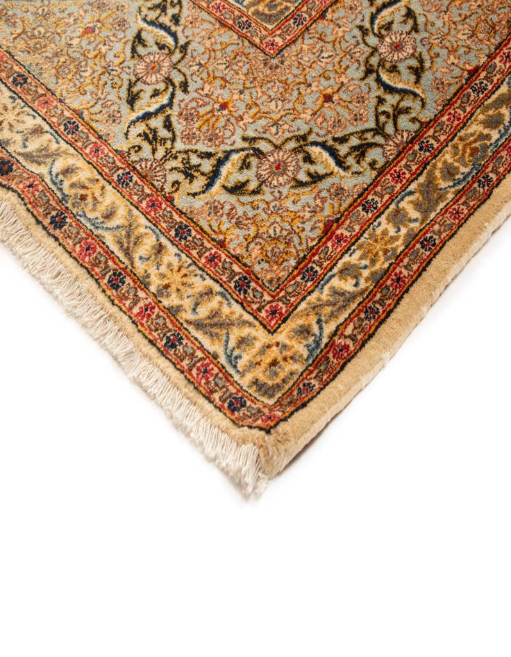 Detail image of 10' 6 x 14' 1 Kashan Rug