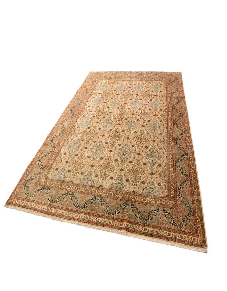 Detail image of 10' 6 x 14' 1 Kashan Rug
