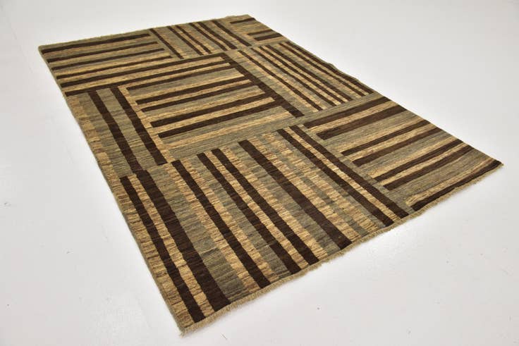 Detail image of 5' 8 x 8' Hand Knotted Kashkuli Gabbeh Wool Rug