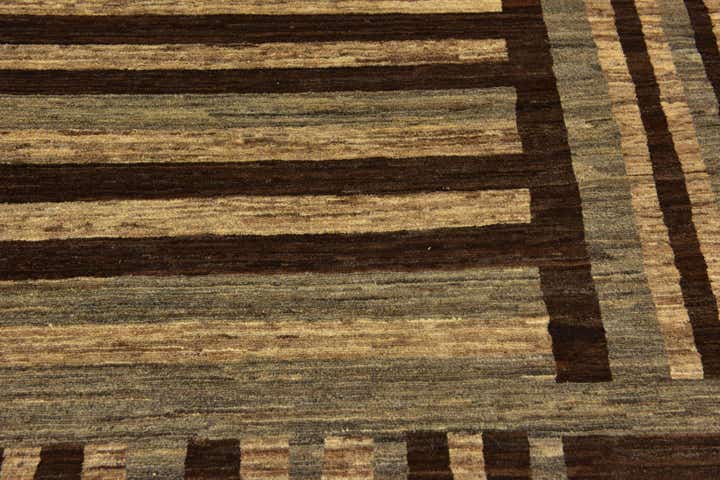 5' 8 x 8' Hand Knotted Kashkuli Gabbeh Wool Rug