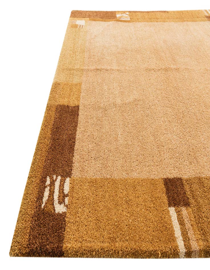 Detail image of 4' 7 x 6' 6 Kashkuli Gabbeh Wool Rug