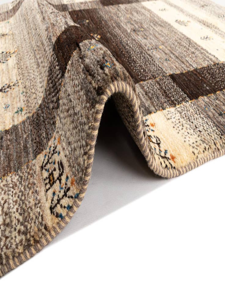 Detail image of 3' 3 x 4' 7 Kashkuli Wool Rug