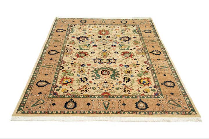5' 3 x 8' Hand Knotted Kashkuli Persian Rug