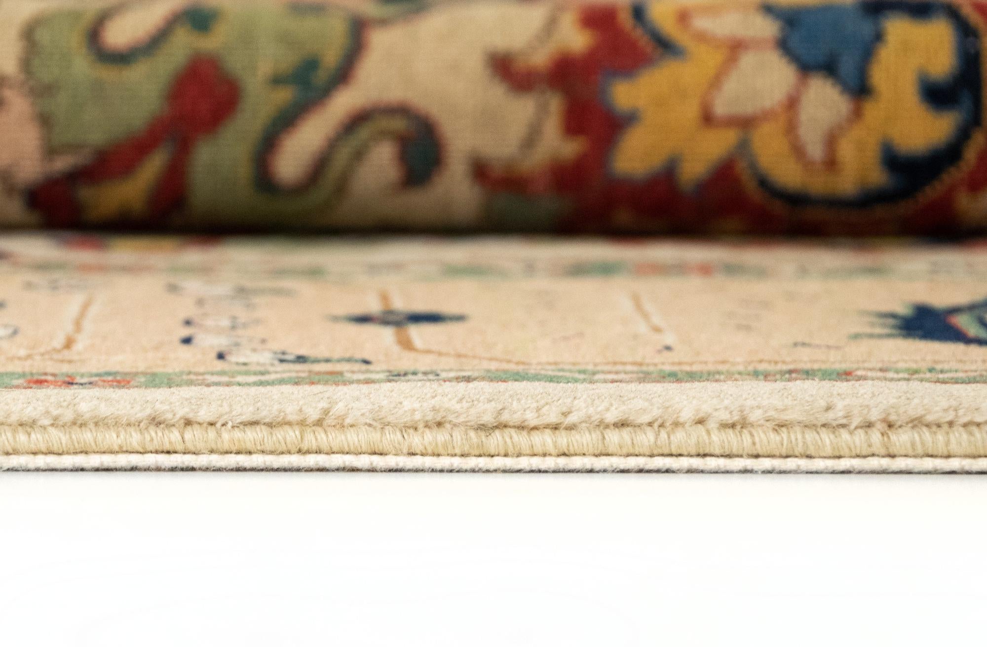 5' 3 x 8' Hand Knotted Kashkuli Persian Rug