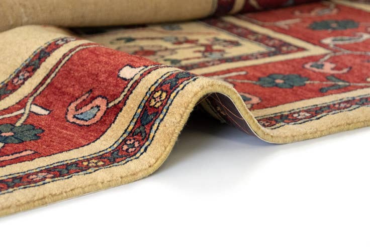 Detail image of 5' 7 x 6' 11 Hand Knotted Kashkuli Persian Rug