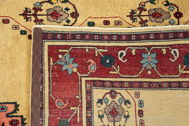 5' 7 x 6' 11 Hand Knotted Kashkuli Persian Rug