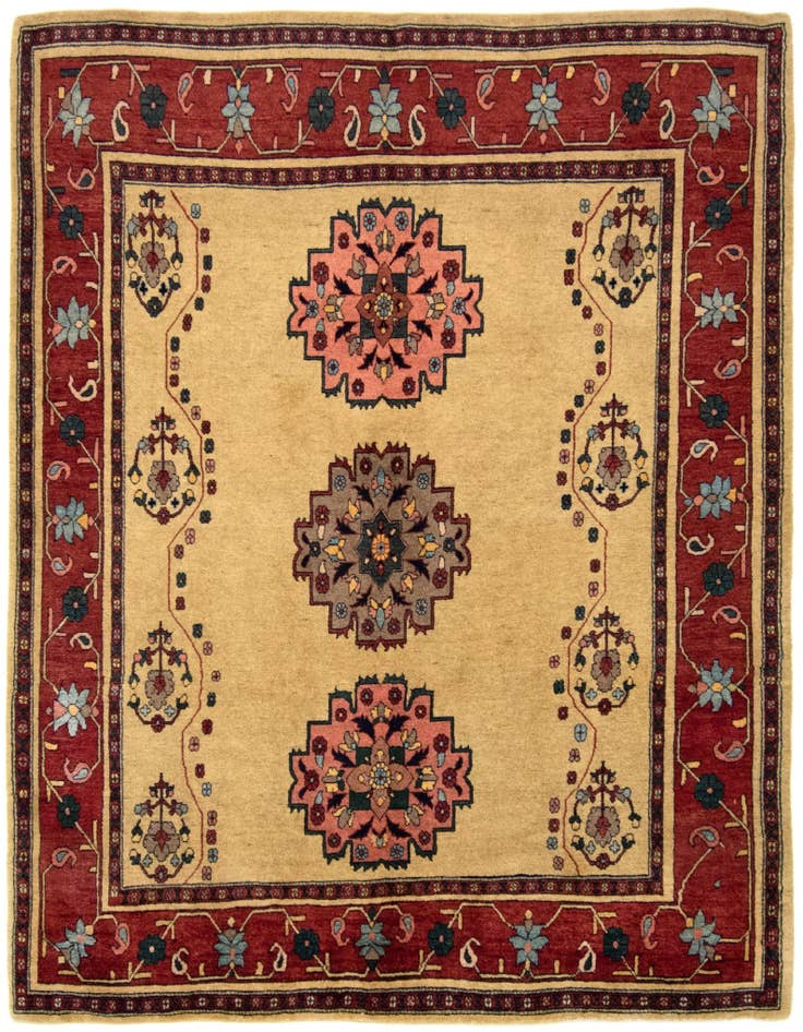 Detail image of 5' 7 x 6' 11 Hand Knotted Kashkuli Persian Rug