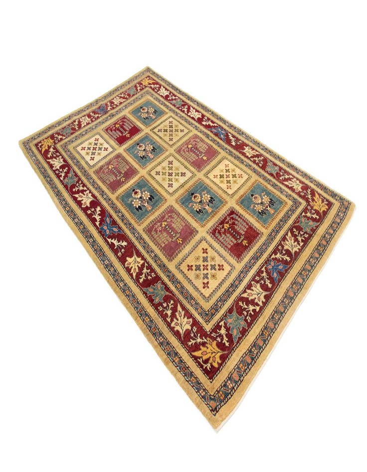 Detail image of 5' 5 x 8' 2  Hand Knotted Kashkuli Persian Rug