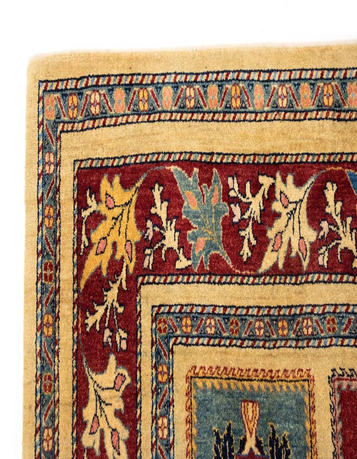 Detail image of 5' 5 x 8' 2  Hand Knotted Kashkuli Persian Rug