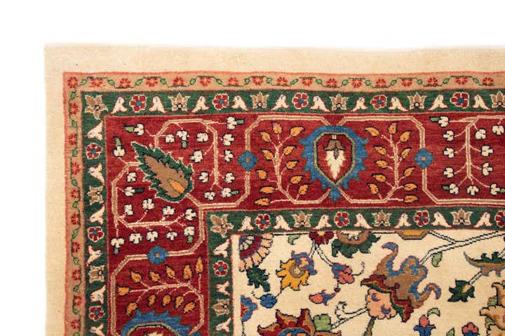 5' 7 x 7' 10 Hand Knotted Kashkuli Persian Rug