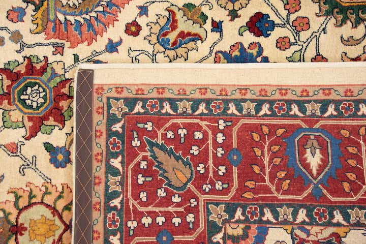 5' 7 x 7' 10 Hand Knotted Kashkuli Persian Rug