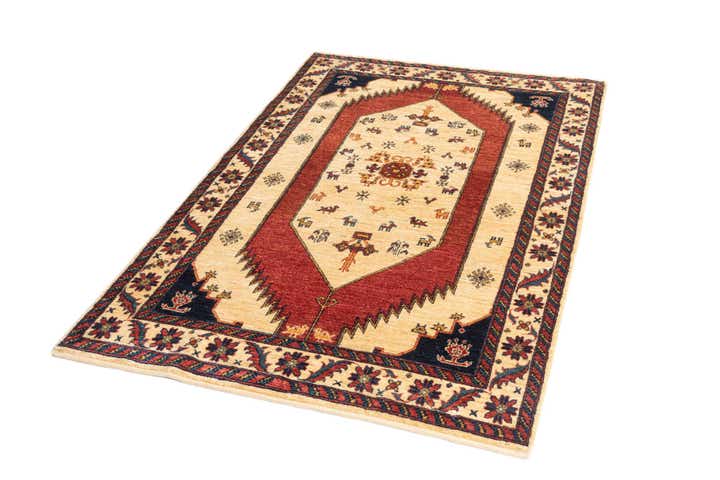 3' 5 x 5' 5 Kashkuli Rug