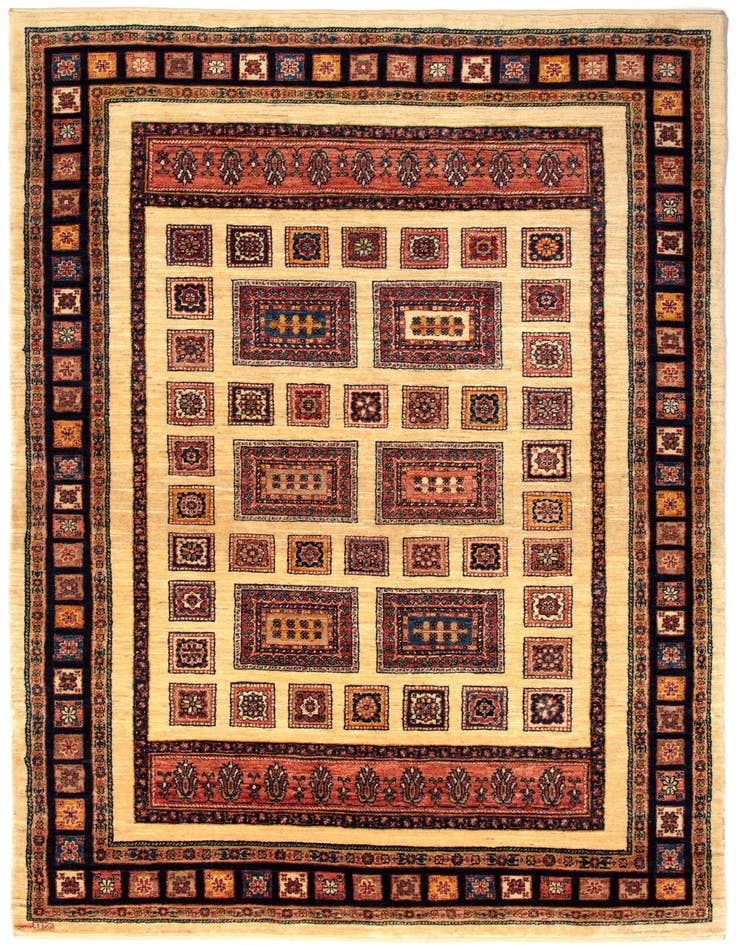 Detail image of 4' 9 x 7' 7 Kashkuli Rug