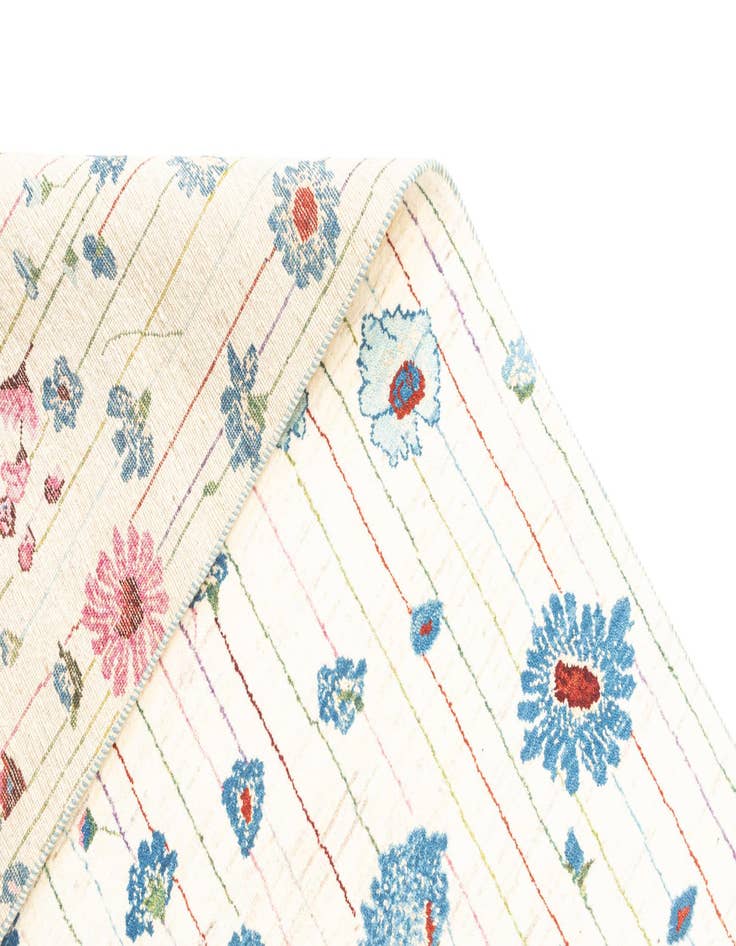 Detail image of 7' 2 x 9' 10 Kashkuli Rug